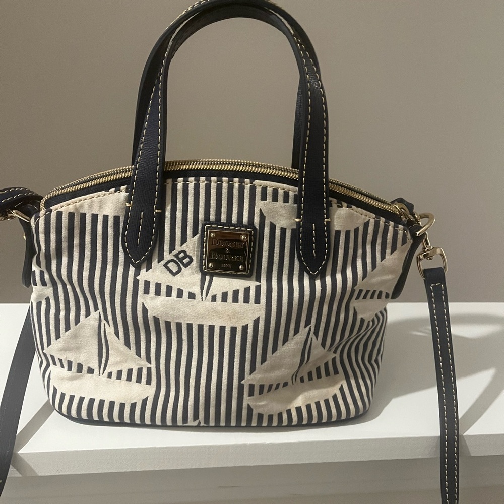 DOONEY & BOURKE Crossbody Bag